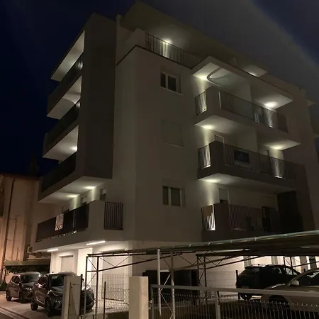Matilde Apartments Caorle Extérieur photo